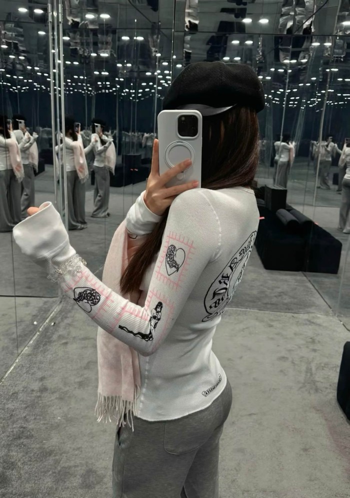 1:1 quality version Deadly Doll Co-branded Vine Graffiti Girl Print Waffle Knit Long Sleeve T-Shirt 2 colors 29093488
