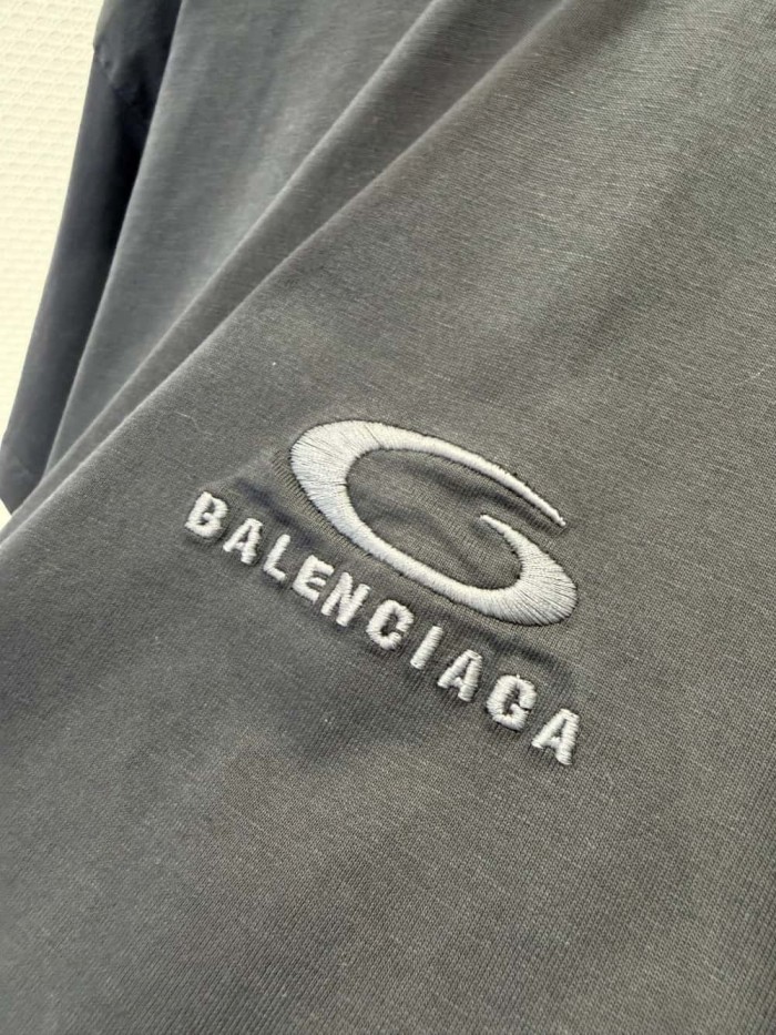 1:1 quality version Raised Embroidery Logo Tee 29093604