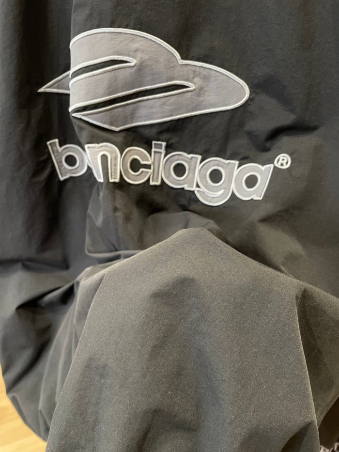 1:1 quality version Sports Logo Embroidered Windproof Stand Collar Jacket 2 colors 29093641