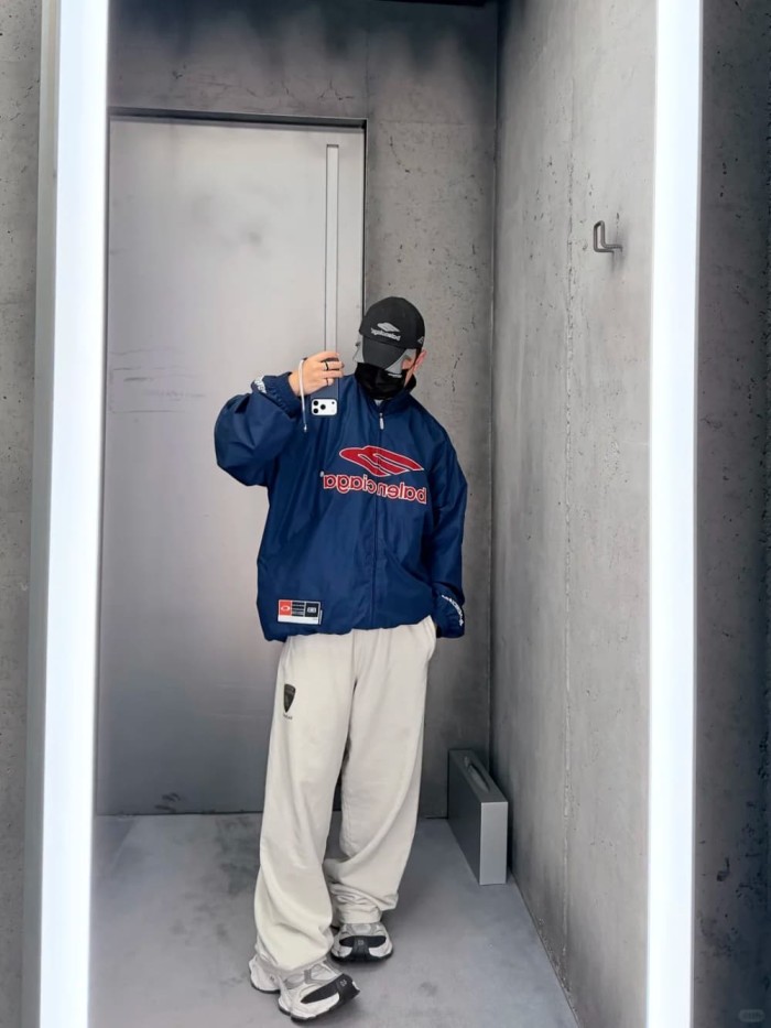 1:1 quality version Sports Logo Embroidered Windproof Stand Collar Jacket 2 colors 29093641
