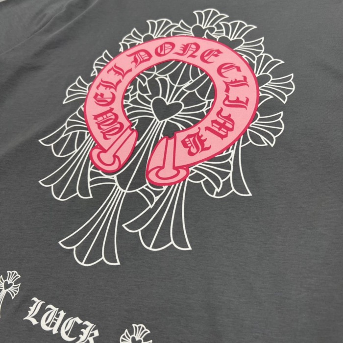 1:1 quality version Pink Horseshoe Monogram & White Floral Outline Print Gray T-Shirt 29096837