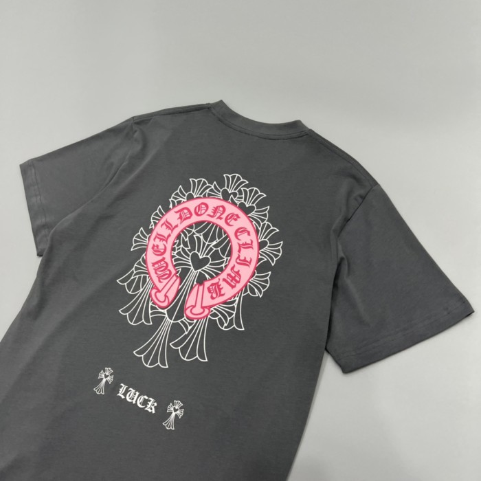 1:1 quality version Pink Horseshoe Monogram & White Floral Outline Print Gray T-Shirt 29096837