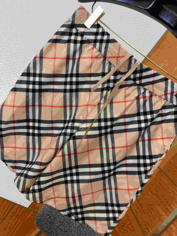 1:1 quality version Iconic Check Elastic Waist Drawstring Casual Shorts 29105510