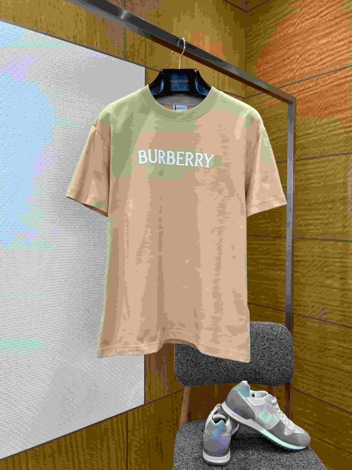 1:1 quality version Burberry Logo Print Cotton Crew Neck T-Shirt 4 colors 29105671