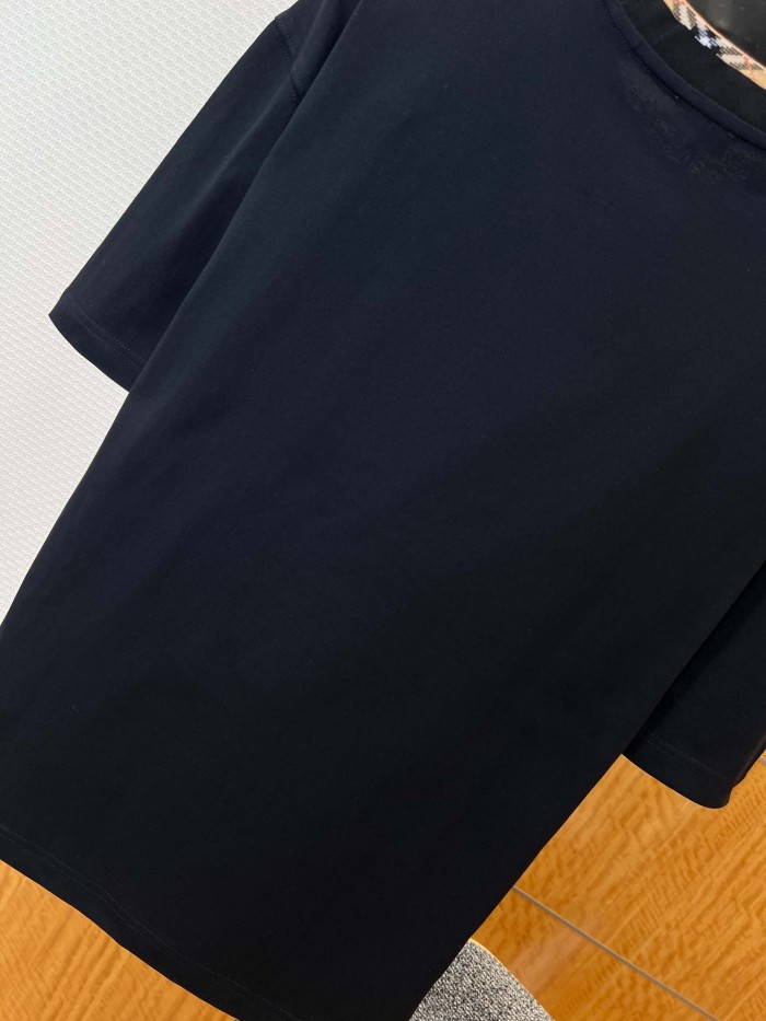 1:1 quality version Classic Plaid Patch Pocket Crewneck T-shirt 2 colors 29105476
