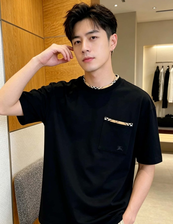 1:1 quality version Classic Plaid Patch Pocket Crewneck T-shirt 2 colors 29105476