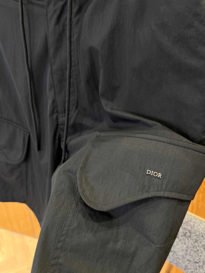 1:1 quality version Metal Logo Drawstring Big Pocket Cargo Shorts 2 colors 29106853