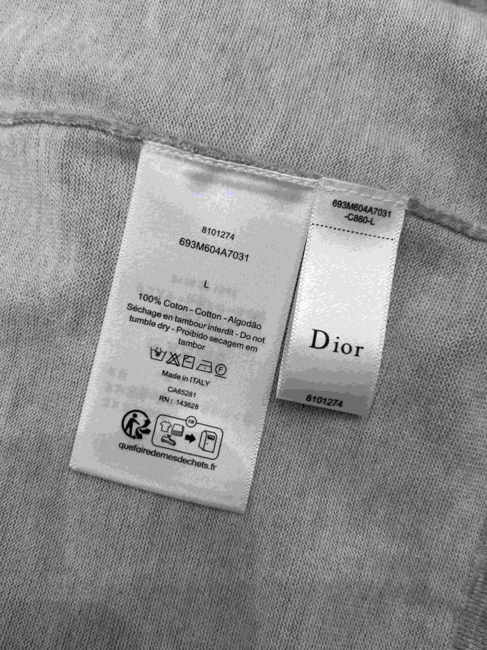 1:1 quality version Minimalist Subtle Jacquard Logo Crew Neck T-shirt 29106609