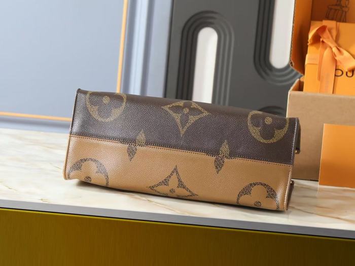 Giant Monogram Two Tone Handheld Tote Bag 29106640