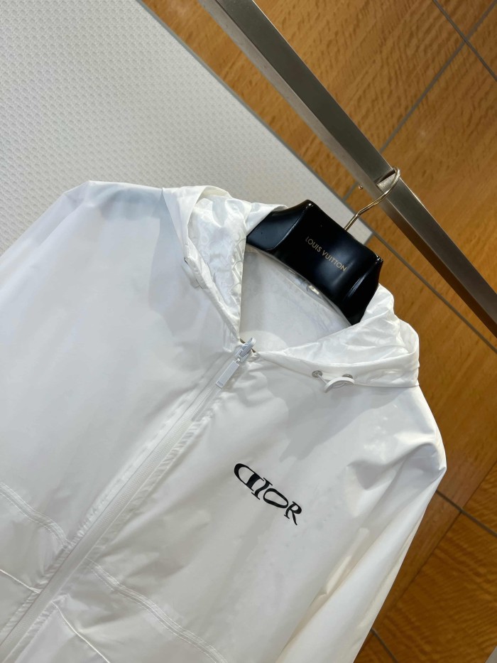 1:1 quality version Dior Logo Embroidery Windproof Waterproof Reversible Drawstring Hooded Jacket 2 colors  29106603