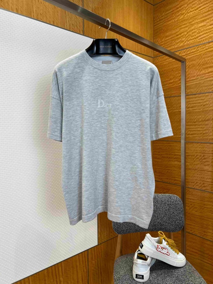 1:1 quality version Minimalist Subtle Jacquard Logo Crew Neck T-shirt 29106609