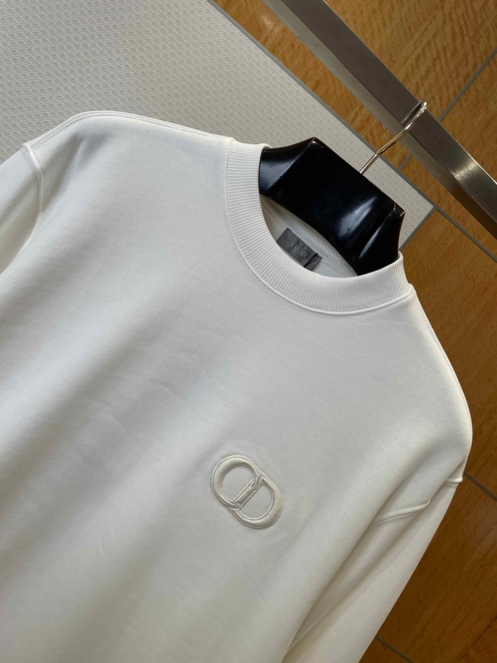 1:1 quality version 3D CD Metal Logo Embroidery Crew Neck Sweatshirt 4 colors 29107580