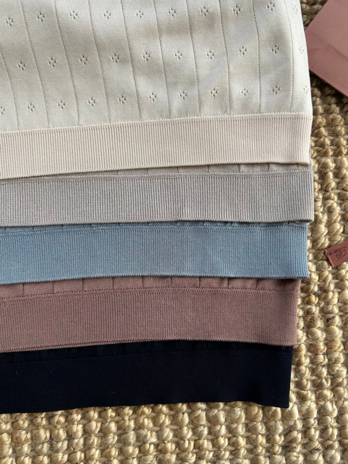 1:1 quality version Classic Vertical Stripe Hollow Out Knit Polo Tee 5 colors 29111174
