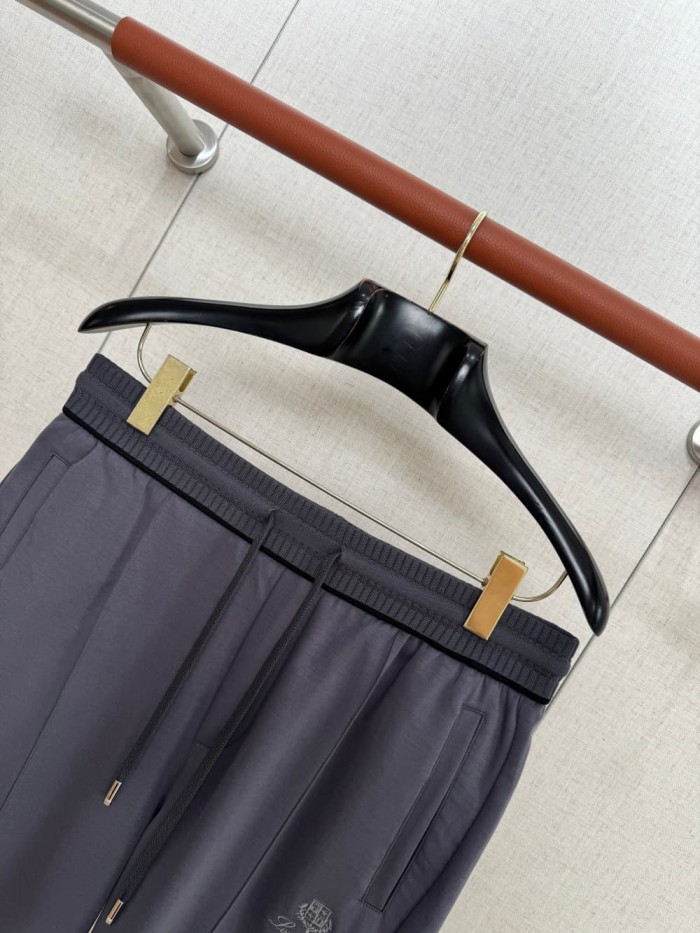 1:1 quality version Color Block Embroidery Metal Plate Casual Shorts 29111024