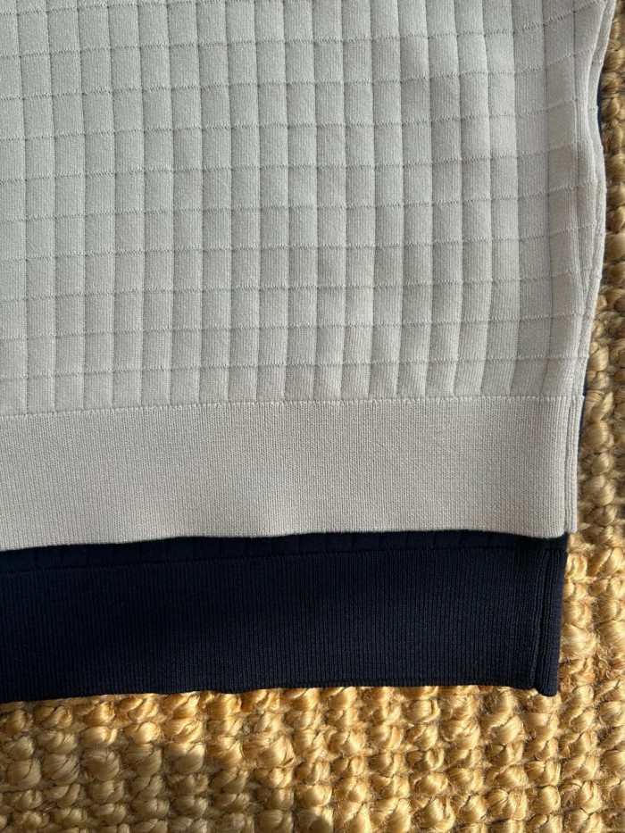 1:1 quality version Check Texture V-Neck Knit Polo Shirt 2 colors 29111170