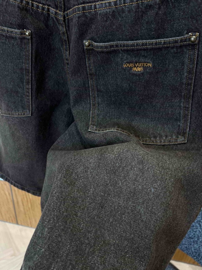 1:1 quality version Leather Patch Vintage Washed Denim Shorts 29114556