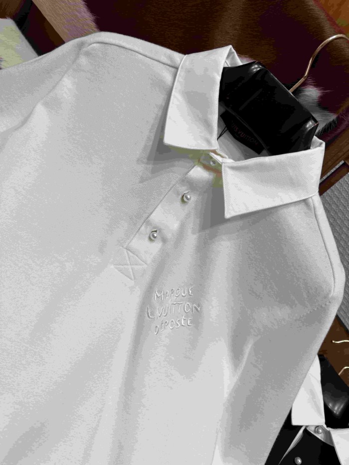 1:1 quality version Simple Letter Embroidery Button Down Collar Polo Shirt 2 colors 29114939