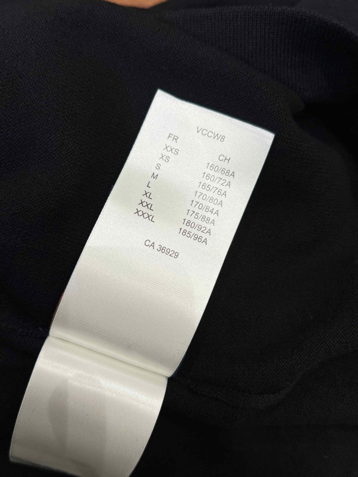1:1 quality version Two-Tone Rice Bead Stripe Pocket Crew Neck Knit T-Shirt 29114641