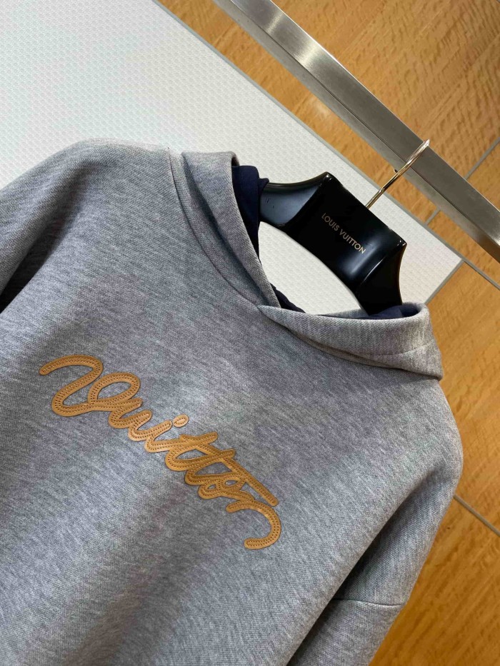 1:1 quality version Heavyweight Fleece Cotton Blend Embroidered Leather Patch Hoodie 29115114
