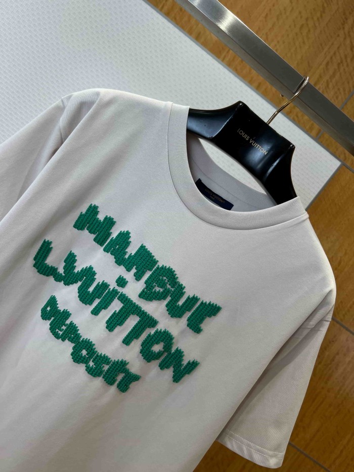 1:1 quality version Thick Thread Granular Embroidery Crew Neck Short Sleeve T-Shirt 2 colors 29114539