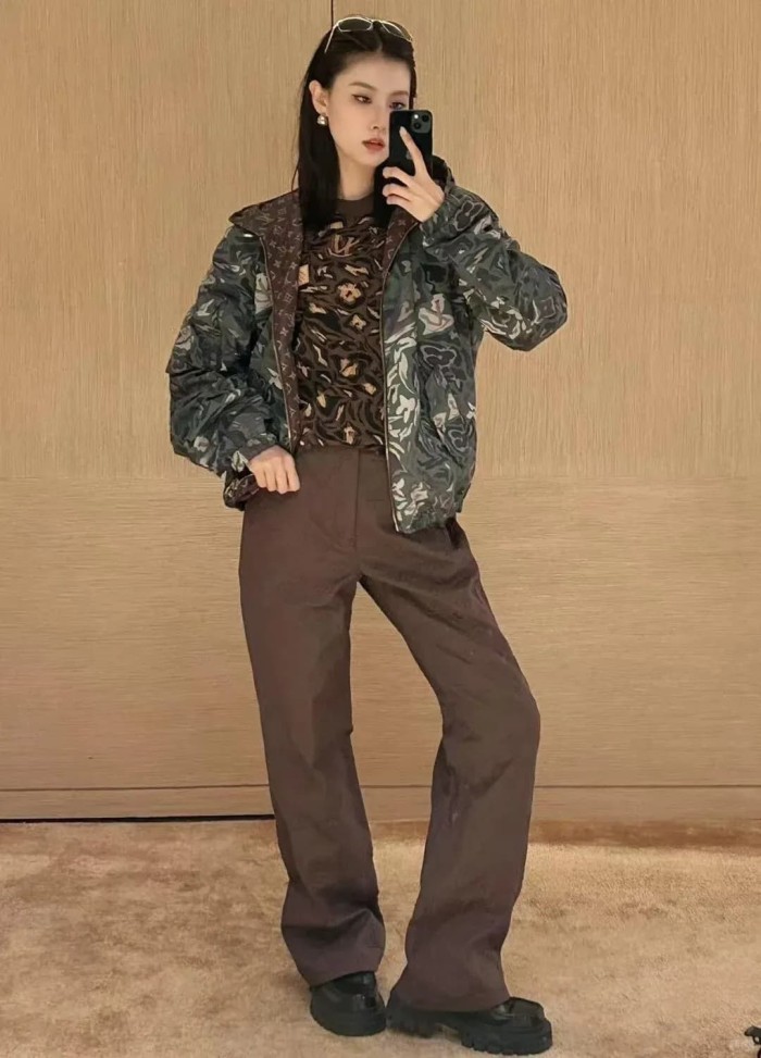 1:1 quality version Double-Sided Allover Floral Camo Print Windproof Jacket 29114526