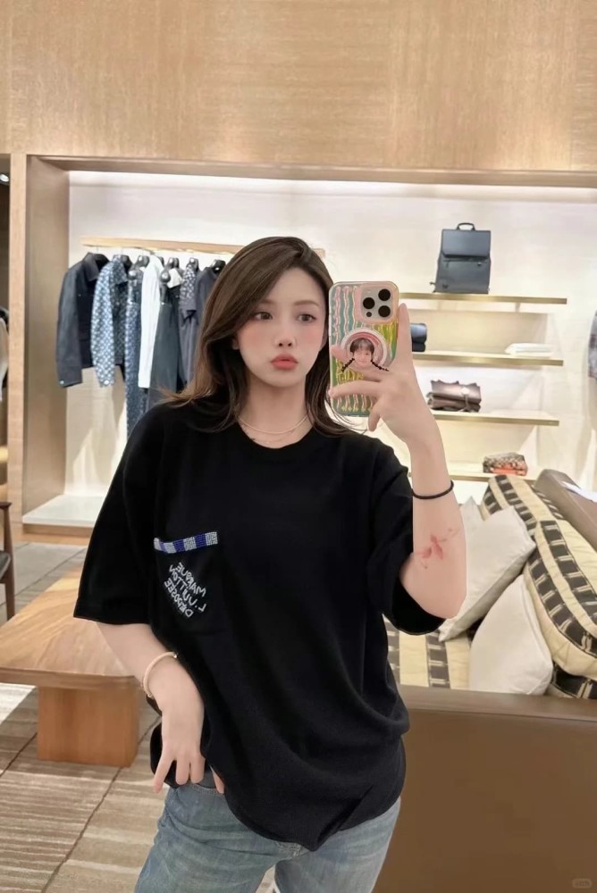 1:1 quality version Two-Tone Rice Bead Stripe Pocket Crew Neck Knit T-Shirt 29114641