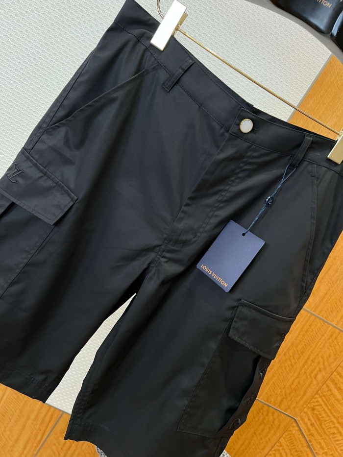 1:1 quality version Cotton Nylon Blend Embroidered Multi-Pocket Cargo Shorts 3 colors 29114996