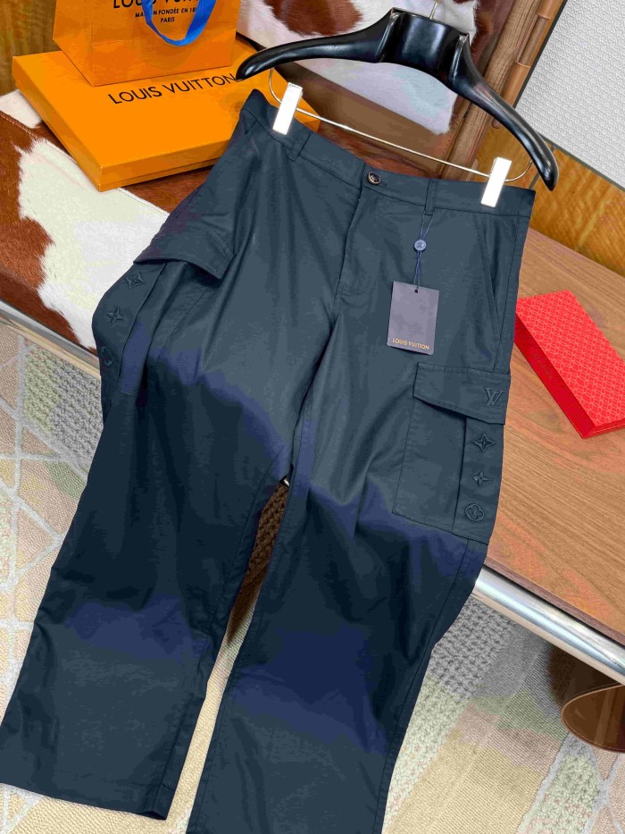 1:1 quality version Cargo Style Multi-Pocket Embroidered Casual Pants 2 colors 29114872