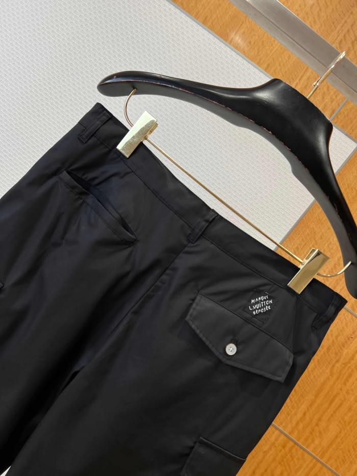 1:1 quality version Cotton Nylon Blend Embroidered Multi-Pocket Cargo Shorts 3 colors 29114996