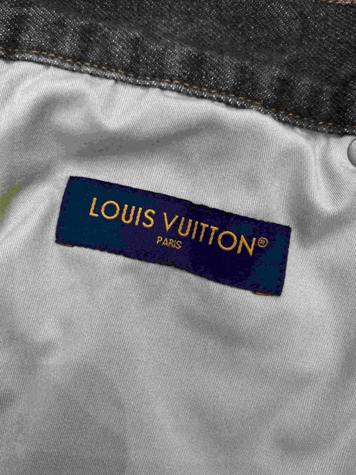 1:1 quality version Leather Patch Vintage Washed Denim Shorts 29114556