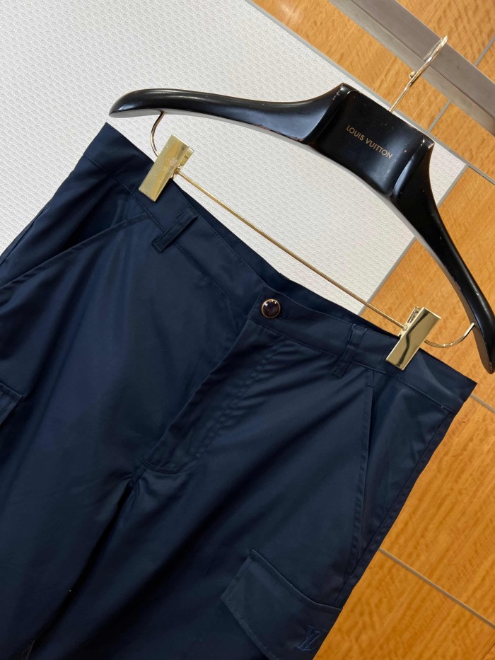 1:1 quality version Cotton Nylon Blend Embroidered Multi-Pocket Cargo Shorts 3 colors 29114996