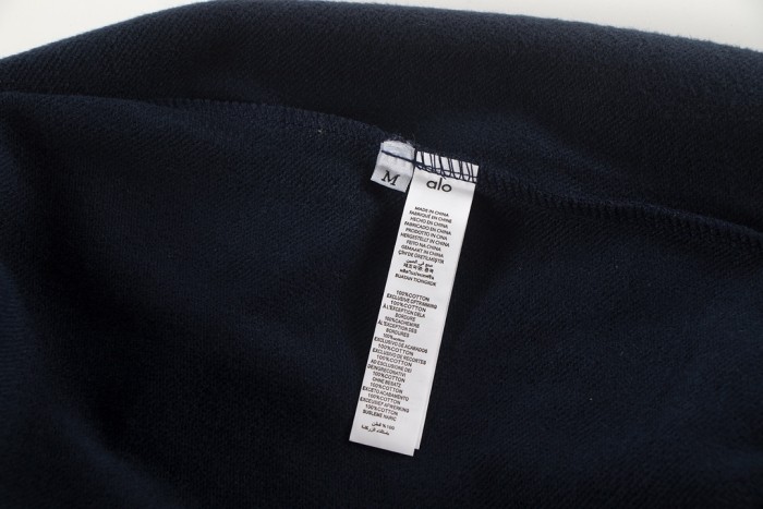 Metal Logo On Chest Solid Color Hoodie 5 colors 29115035