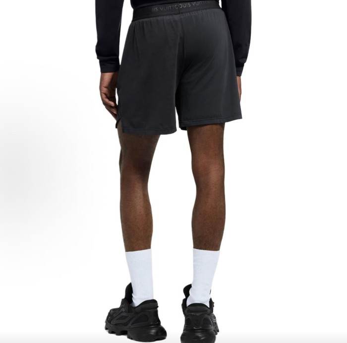 1:1 quality version Embossed Logo High Stretch Quick Dry Double Layer Sports Shorts 29114765