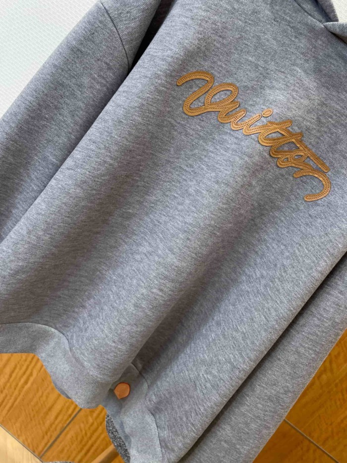 1:1 quality version Heavyweight Fleece Cotton Blend Embroidered Leather Patch Hoodie 29115114