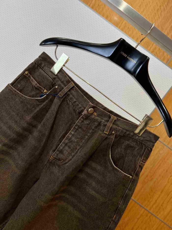 1:1 quality version Leather Patch Vintage Washed Denim Shorts 29114556