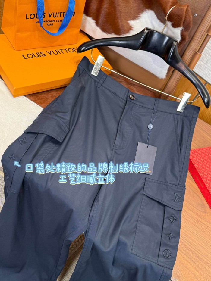 1:1 quality version Cargo Style Multi-Pocket Embroidered Casual Pants 2 colors 29114872