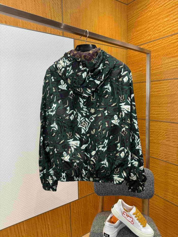 1:1 quality version Double-Sided Allover Floral Camo Print Windproof Jacket 29114526