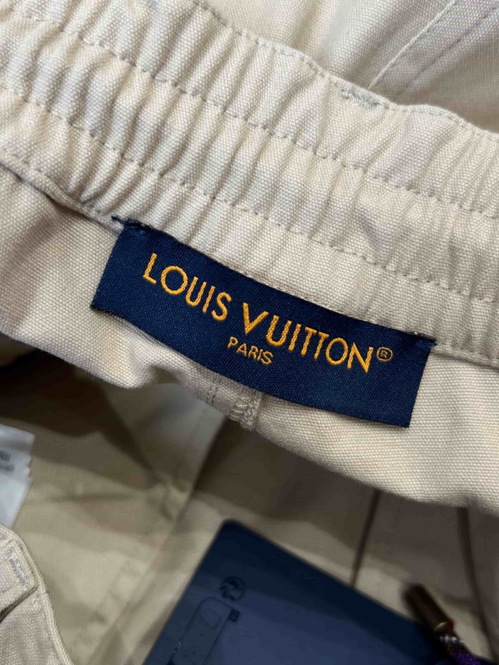 1:1 quality version Cotton Twill Embroidered Logo Pocket Cargo Casual Pants 29114985