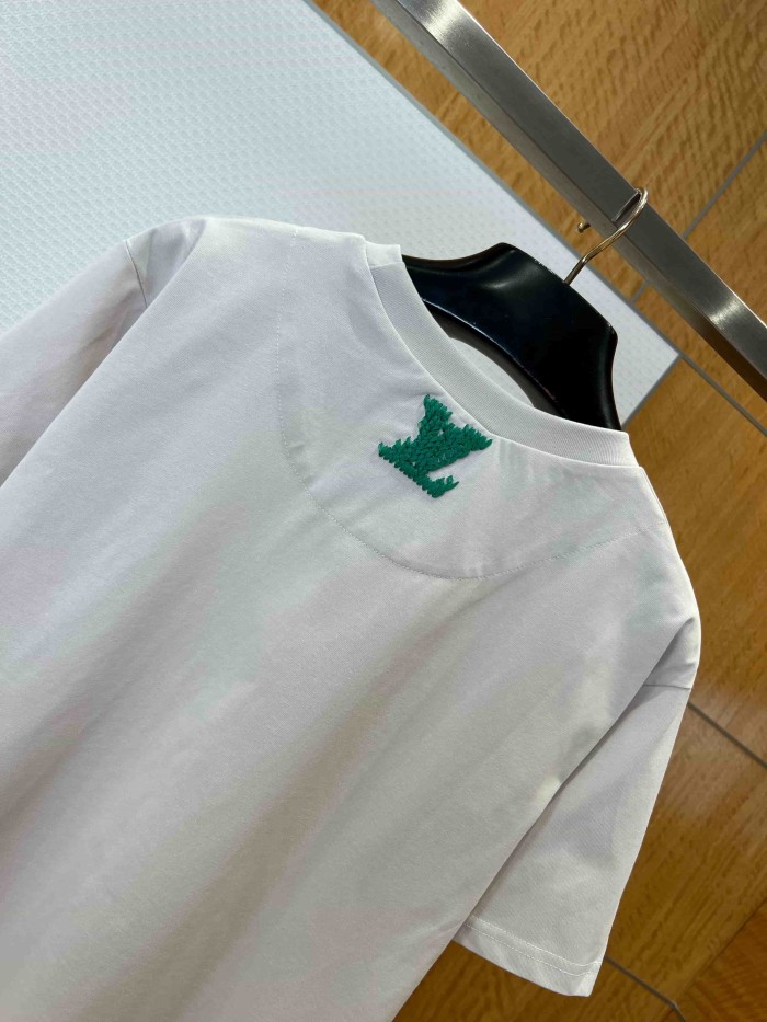 1:1 quality version Thick Thread Granular Embroidery Crew Neck Short Sleeve T-Shirt 2 colors 29114539