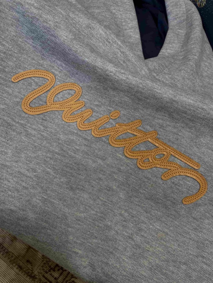1:1 quality version Heavyweight Fleece Cotton Blend Embroidered Leather Patch Hoodie 29115114