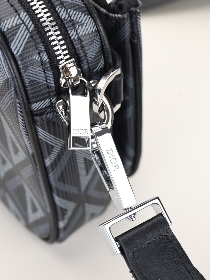 Mens Jacquard Pattern Camera Crossbody 3-in-1 Zipper Saddle Clutch Bag 3 colors 29116535