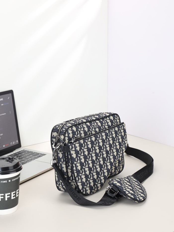 Mens Jacquard Pattern Camera Crossbody 3-in-1 Zipper Saddle Clutch Bag 3 colors 29116535