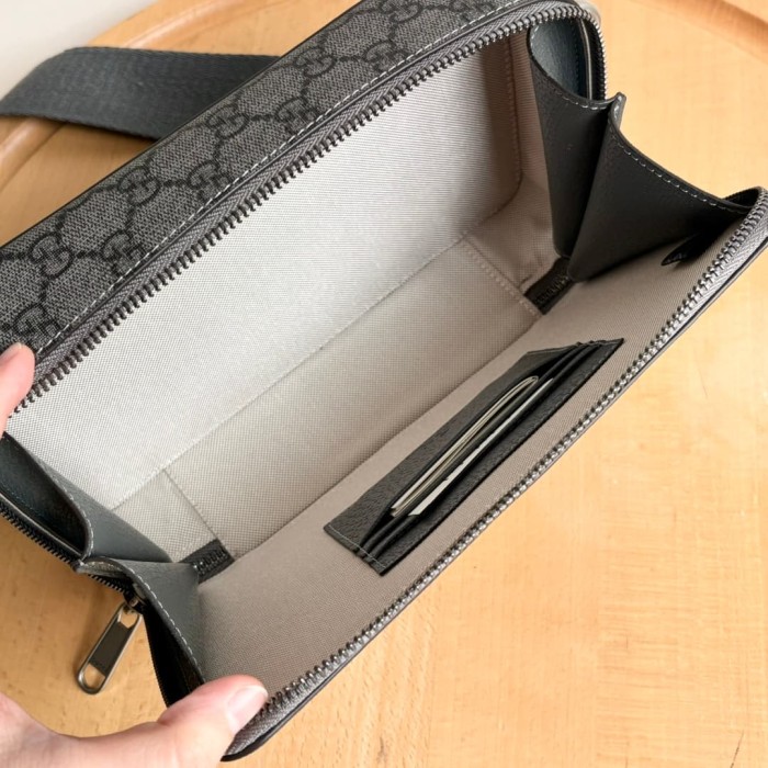 GG Supreme Dark Canvas Rectangular Zip Box Bag 3 colors 29116418