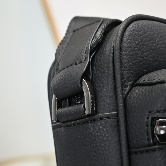 Oblique Jacquard & Full Grain Cow Leather Zipper Messenger Bag 29116563