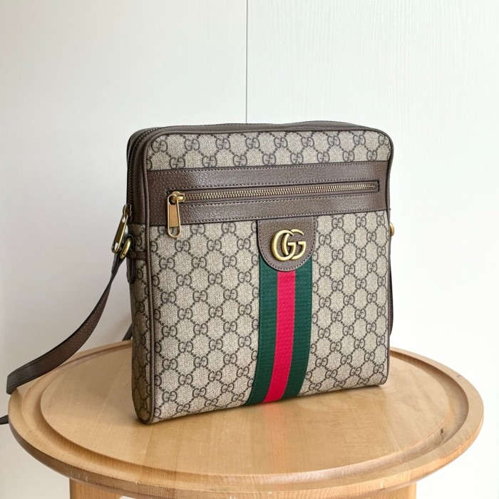 GG Supreme Canvas Vertical Zip Front Crossbody Bag 29116466