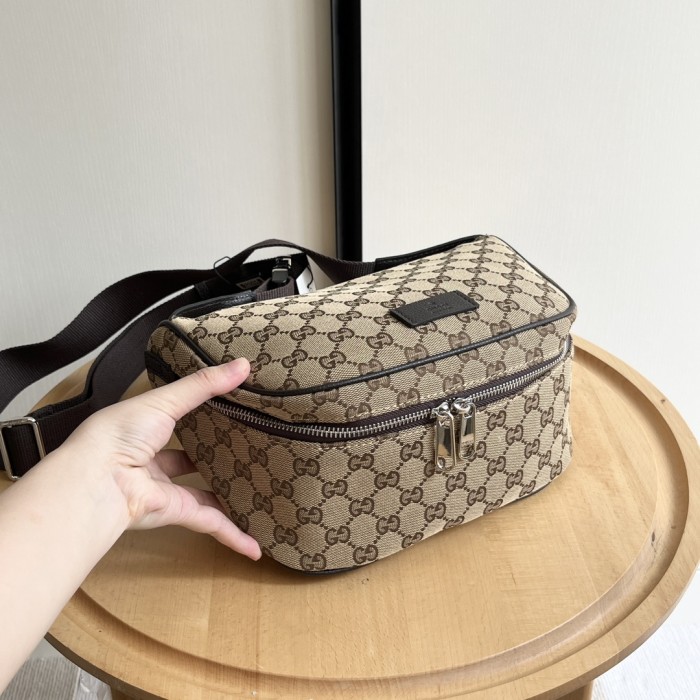 GG Nylon Cosmetic Wash Bag Double Zip Crossbody Toiletry Bag 3 colors 29116432
