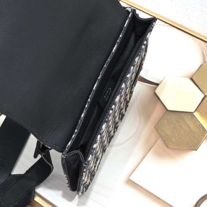 Jacquard Canvas & Black Full Grain Calfskin Leather Saddle Shoulder Bag 2 colors 29116572