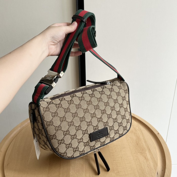 GG Nylon Cosmetic Wash Bag Double Zip Crossbody Toiletry Bag 3 colors 29116432