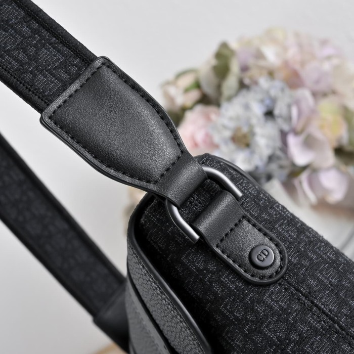 Leather Embroidered Men's Flap Messenger Crossbody Shoulder Bag 2 colors 29116495