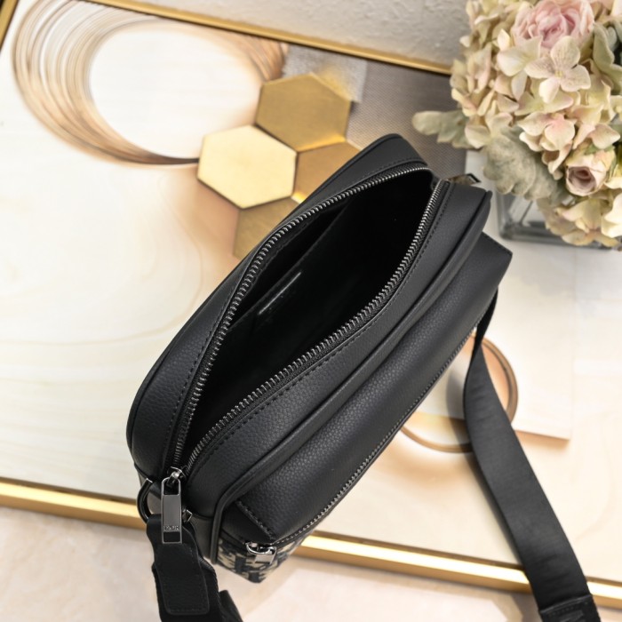 Oblique Jacquard & Full Grain Cow Leather Zipper Messenger Bag 29116563